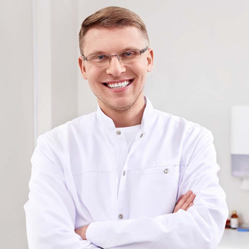 dentist-7RP5PVN-800x800